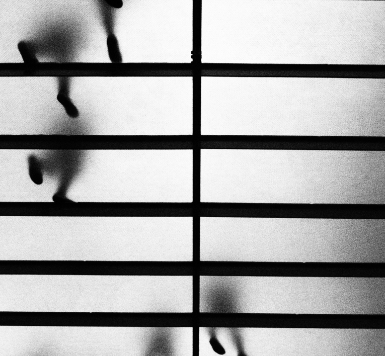 Espectros |Digital de Moisés Menéndez | Compra arte en Flecha.es