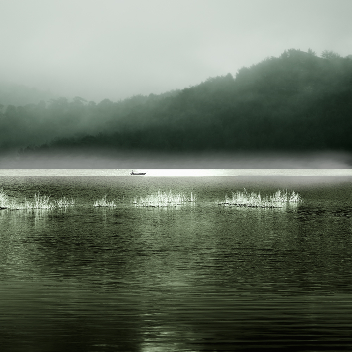 Water series  #16  :  Embalse de la Cierva, Murcia, España |Fotografía de Andy Sotiriou | Compra arte en Flecha.es