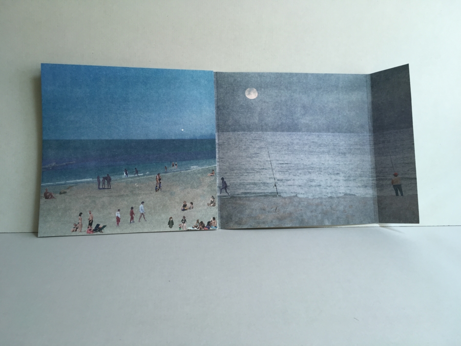 Horario de playa : 08:00  00:00 . Libro de artista | Obra gráfica de Ana Valenciano | Compra arte en Flecha.es