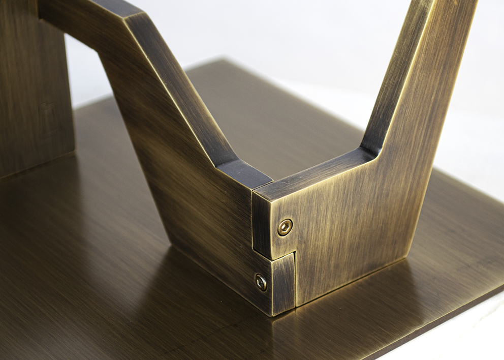 INDUSTRIAL GOLD_06 | Escultura de Candela Muniozguren | Compra arte en Flecha.es