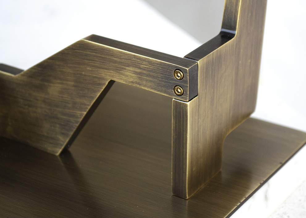 INDUSTRIAL GOLD_06 | Escultura de Candela Muniozguren | Compra arte en Flecha.es