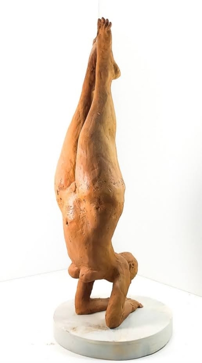 Yoga |Escultura de Lunaolivares | Compra arte en Flecha.es