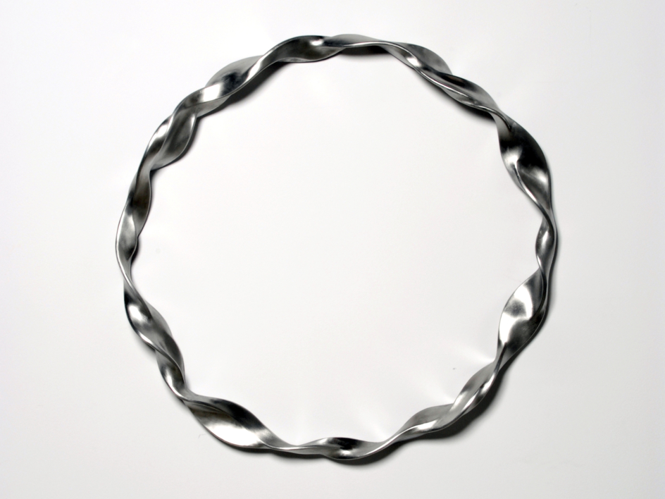 anillos trenzados |Escultura de Adrián Carra | Compra arte en Flecha.es