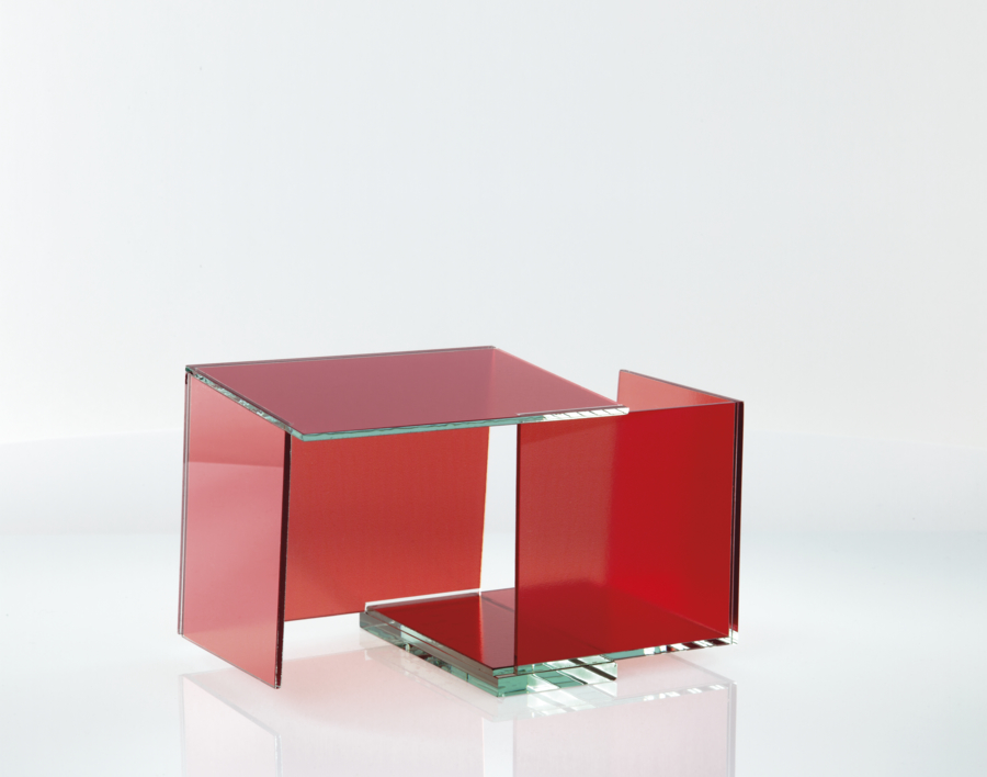 Homenaje al cubo. Conjunto de 20 esculturas sobre balda de luz. | Escultura de Mario Valdés | Compra arte en Flecha.es