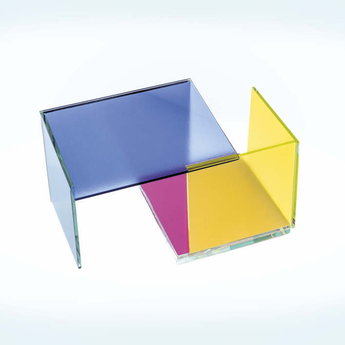 Homenaje al cubo. Conjunto de 20 esculturas sobre balda de luz. | Escultura de Mario Valdés | Compra arte en Flecha.es