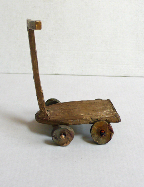 Patinete. Serie Parque Móvil: Juguetes para adultos |Escultura de Ana Valenciano | Compra arte en Flecha.es