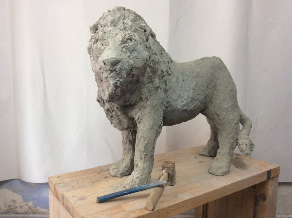 león | Escultura de saiz manrique | Compra arte en Flecha.es