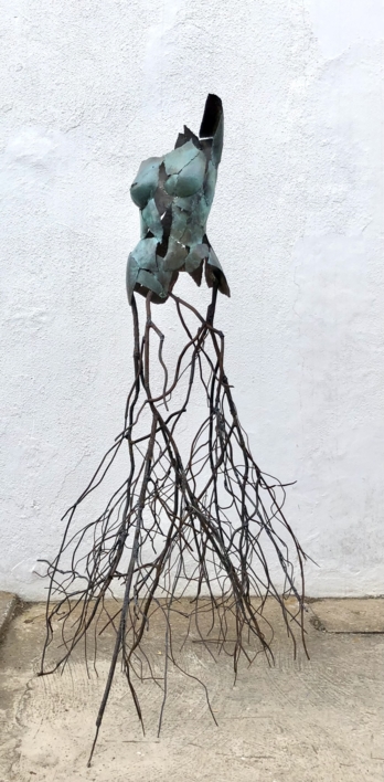 EL BOSQUE COMO REFUGIO | Escultura de CARMEN ALMÉCIJA | Compra arte en Flecha.es