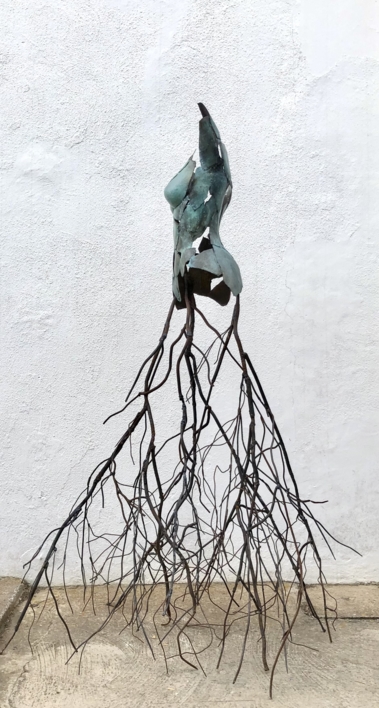 EL BOSQUE COMO REFUGIO | Escultura de CARMEN ALMÉCIJA | Compra arte en Flecha.es
