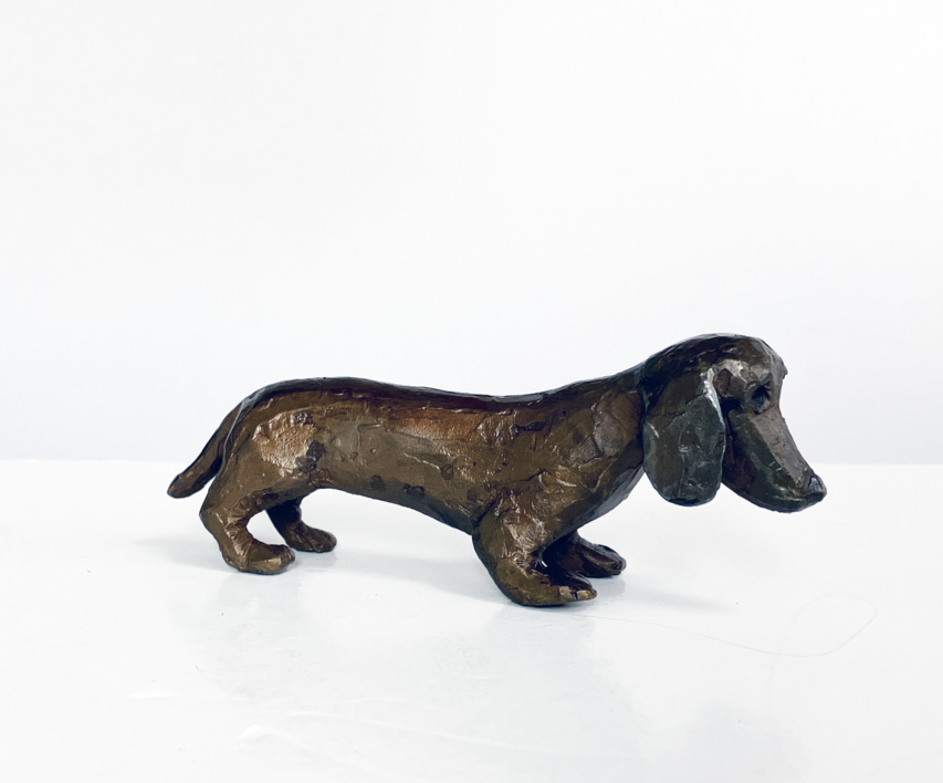 Orejas bastante gachas |Escultura de Ana Valenciano | Compra arte en Flecha.es