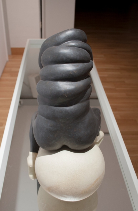 La embarazada | Escultura de Simone Muis | Compra arte en Flecha.es