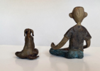 Yoga en pareja | Escultura de Ana Valenciano | Compra arte en Flecha.es